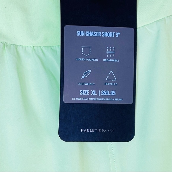 FABLETICS SUN CHASER 3” SHORTS SIZE XL NWT LIME GREEN - Picture 6 of 8